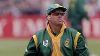 ICC World Cup 1999: South Africa coast to win over India and there is tumult in ear-piece